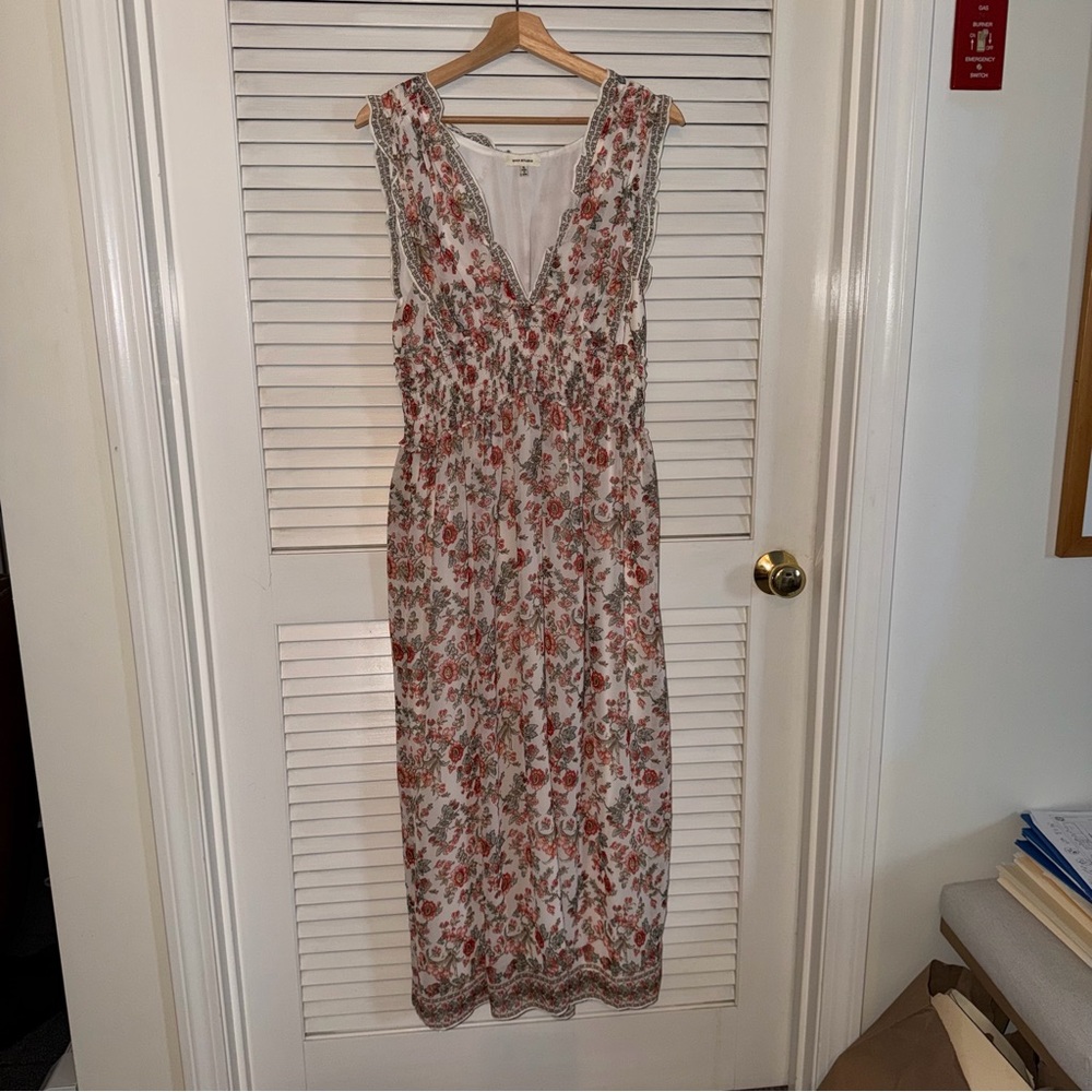 Max Studio Red and White Floral Midi Dress